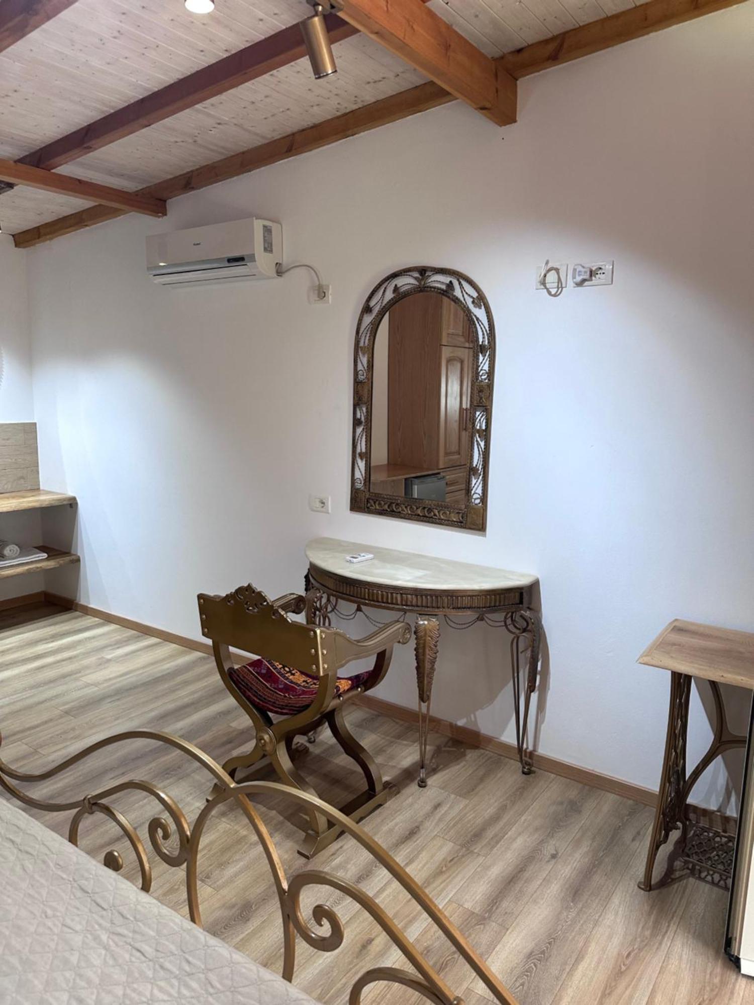 Nashos Bungalows Himare Fshat Exterior foto